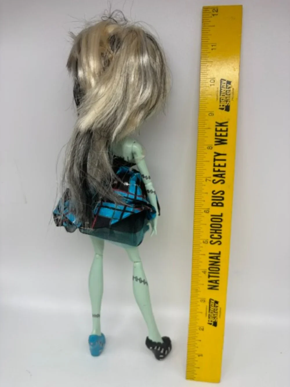 Monster High Doll FRANKIE STEIN Sweet 1600 - G1